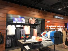 -NIKE武汉品牌体验店