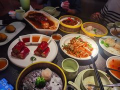 -蝴蝶里·粤菜·点心(滨江龙湖店)