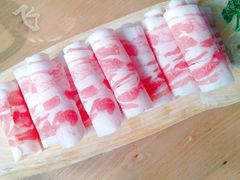 吃嫩草的羔羊-江小渔鲜鱼火锅(冠亚星城店)