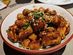 -小厨娘绣中淮扬(总统府大行宫店)