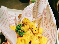 很脆的松露豆腐-新白鹿餐厅(金鹰新街口店)