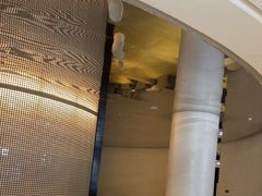 -涨巢·潮玩水疗局