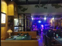 -莉莉家的音乐花园餐吧(航空路店)