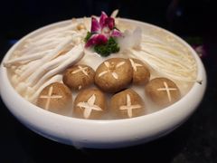 -麦霸KTV(光谷店)