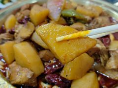 -牛一嘴·兰州牛肉面·大盘鸡(财富中心店)