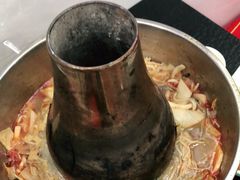 -撒拉人家.酸菜牦牛肉火锅