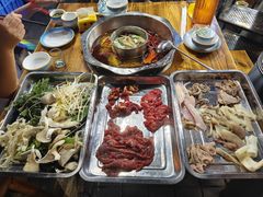 -金鼎雪山牦牛杂火锅(理县总店)