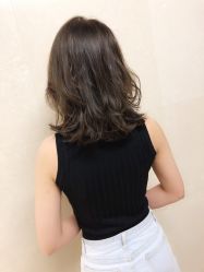 -HAIR CORNER