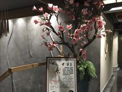 -新盈光·云会所(百丈东路店)
