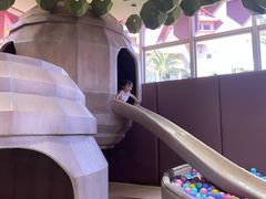 -水桶王国主题餐厅·聚会·生日派对·亲子活动·家庭套餐(亚龙湾希尔顿店)