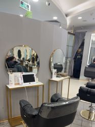 点击看大图 -八佰伴8008星级形象店