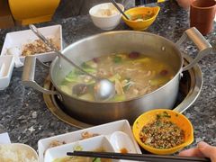 -一席地·本地鸡窝·杭帮鸡火锅(萧山银隆百货店)