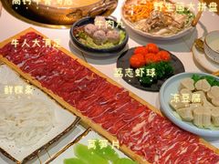 -牛人日志·鲜牛肉骨汤火锅(万科里瑧店)