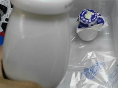 酸奶-百年义利(百万庄店)