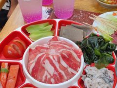 -赵美丽·重庆社区火锅·直营店(火车东站·中豪国际店)