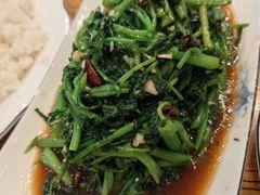 -俺家菜馆(百里峡店)
