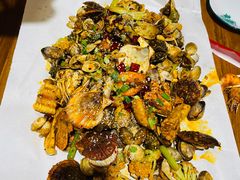-东来菜馆•手抓海鲜家常菜•海鲜锅贴(鸽子窝店)