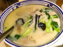 荠菜元子-眷江南之小蓝鲸(王府大街店)