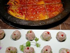 -红九格老火锅(三峡广场店)