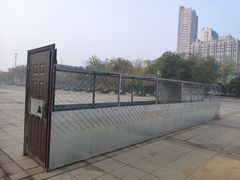 -唐山抗震纪念碑广场