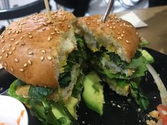 -HELLO 27 意面·沙拉·帕尼尼