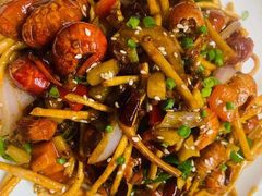 小龙虾来啦-孔利凤爪王烧烤(后湖第一店)