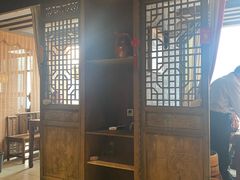 -红灯笼大酒楼(通湖路店)