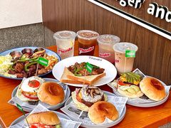 -Thanks美式餐厅(汉堡咖啡店)