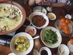 -湘力力小院·鱼汤泡饭(枫林路店)