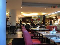 -亮马河饭店翠雅咖啡厅