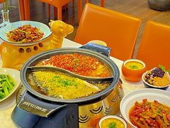-阿瓦山寨·湘菜现炒·剁椒鱼头王(咸阳总店)