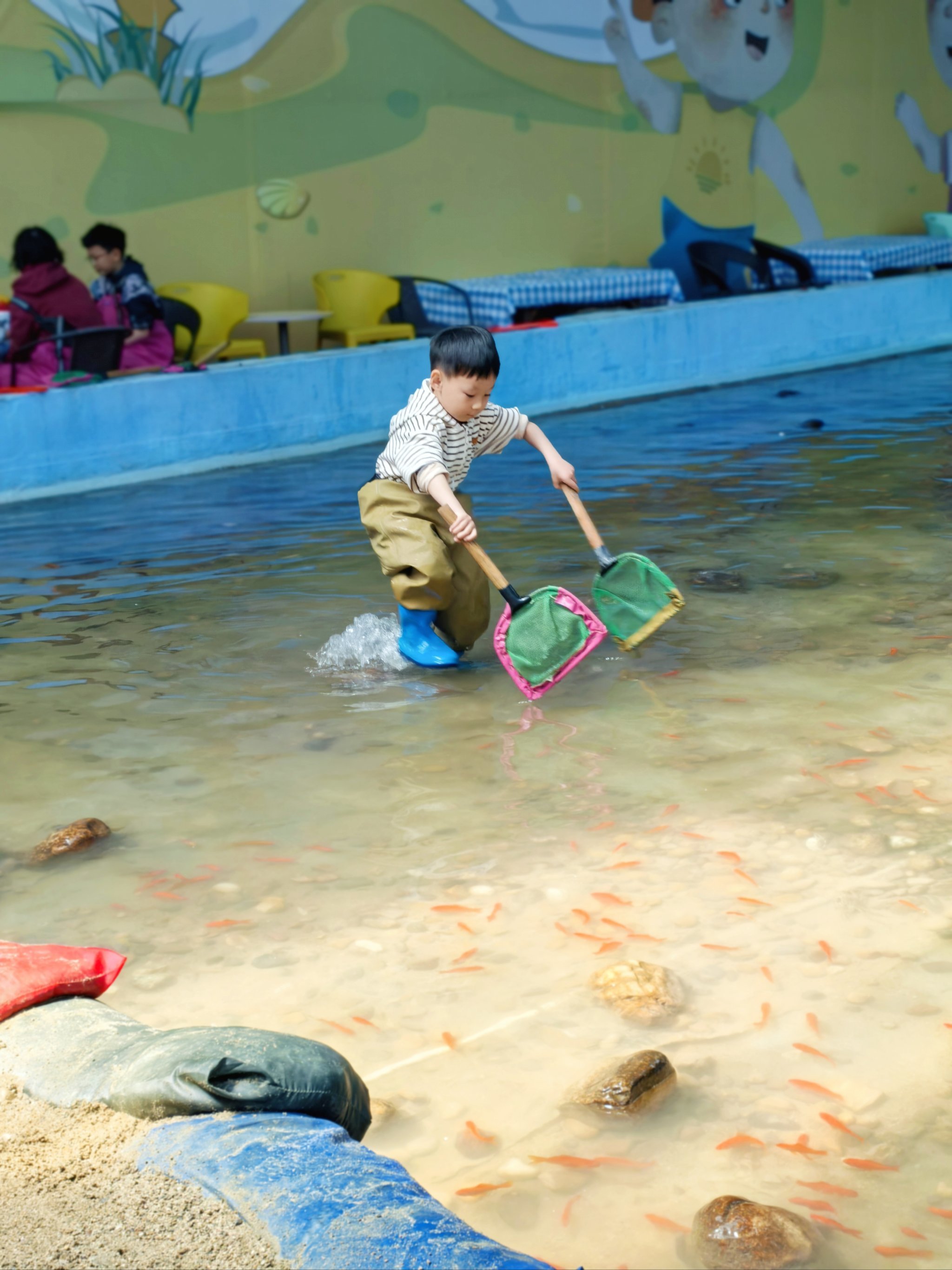 📍娃最爱赶海捞虾抓螃蟹