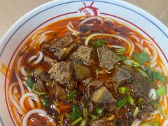 -小椒羊.羊肉粉 龙虾 羊肉串(新地旗舰店)