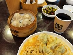 -鸿瑞興面馆(梅岭店)