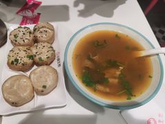 蟹粉小杨大虾三拼-小杨生煎(龙之梦购物中心店)