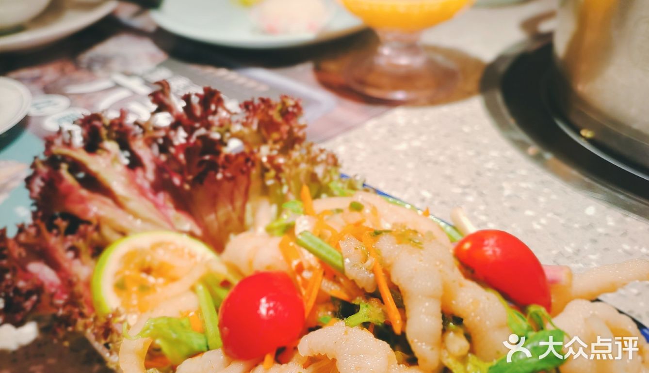 成都探店｜泰式海鲜火锅，甜品小吃冰淇淋免费吃~