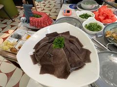 -洪氏嗨捞·广东猪肚鸡·椰子鸡火锅(西咸万象城店)