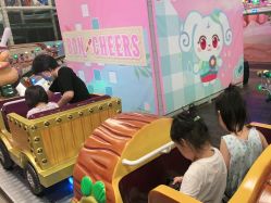 -卡通尼乐园(五彩世界店)