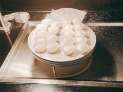 -元一希尔顿酒店·鲜切牛肉火锅禅自助餐厅