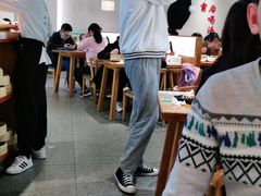 大堂-诚铭记·虾仁汤包·成都小吃(融创店)