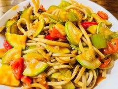 -陇上全荟兰州传统牛肉面(延吉路店)
