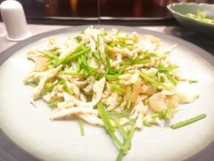 芫爆鸡丝蛰头-会宾园·云山宴中餐