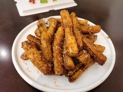 -梧桐树下(云锦世家店)
