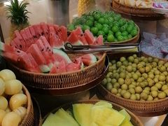 -四囍码头海鲜烧烤自助火锅(外滩南京东路悦荟广场店)