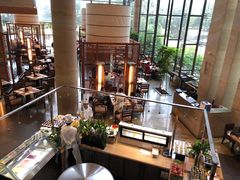 -松山湖凯悦酒店·Café自助餐厅·周末火舞秀表演