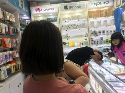 -SIX Hair Consultant