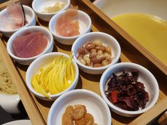 过桥米线配菜-云南荟·湖畔领宴(领事馆店)