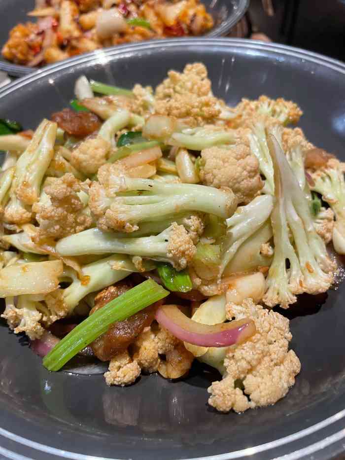 皖香小菜园(绿宝店)-"在家里研究了几道物理题,正想再做几道数学.