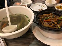芋头梗汤-姐妹临高乳猪店(海垦路店)