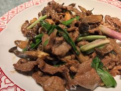 -谭厨中山传家菜.乳鸽.脆鲩鱼(华强北中航城店)